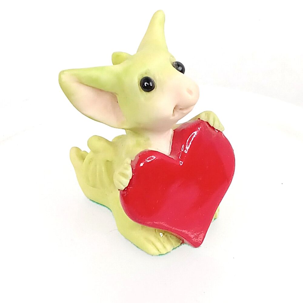 Vintage 97 Whimsical World of Pocket Dragons Big Heart Figurine Real Musgrave